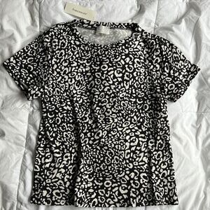 Francesca’s Dee Elly Arica Leopard Print Tee Black/White XXS